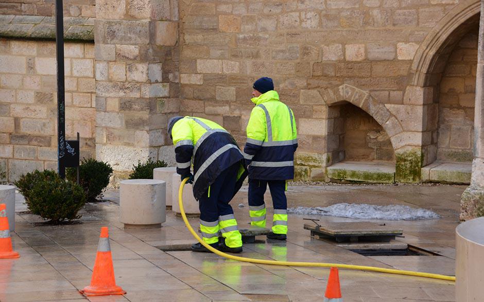déboucher les egouts Stains